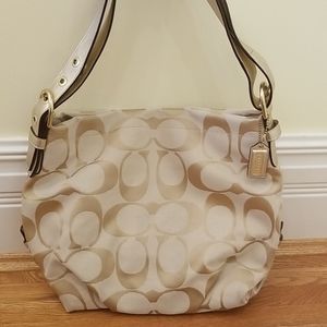 Authentic Coach Hobo